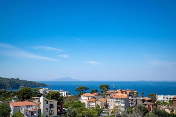 Garden House Giulia Apartment ซอร์เรนโต ภายนอก รูปภาพ