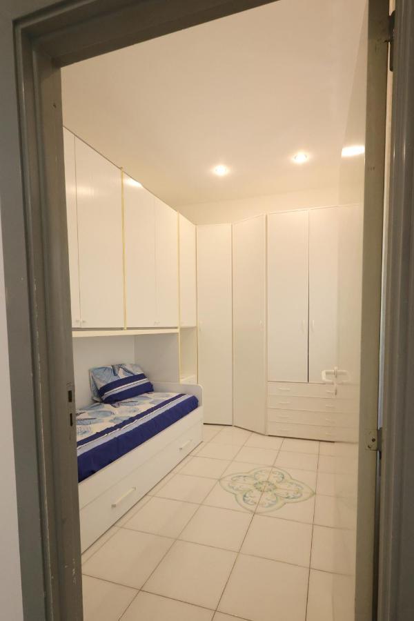 Garden House Giulia Apartment ซอร์เรนโต ภายนอก รูปภาพ