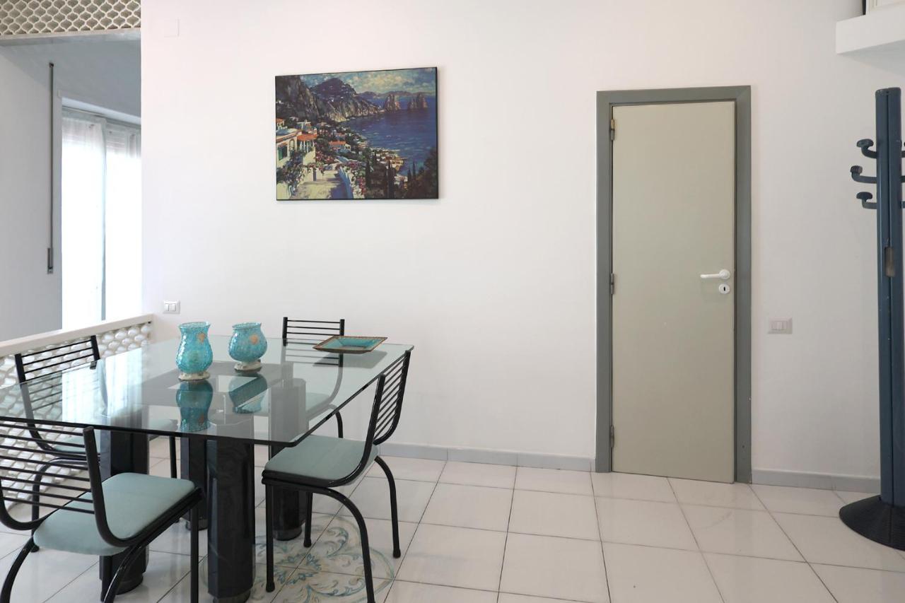 Garden House Giulia Apartment ซอร์เรนโต ภายนอก รูปภาพ