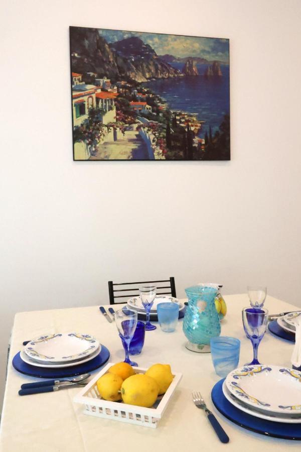 Garden House Giulia Apartment ซอร์เรนโต ภายนอก รูปภาพ