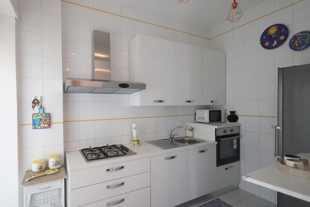 Garden House Giulia Apartment ซอร์เรนโต ภายนอก รูปภาพ
